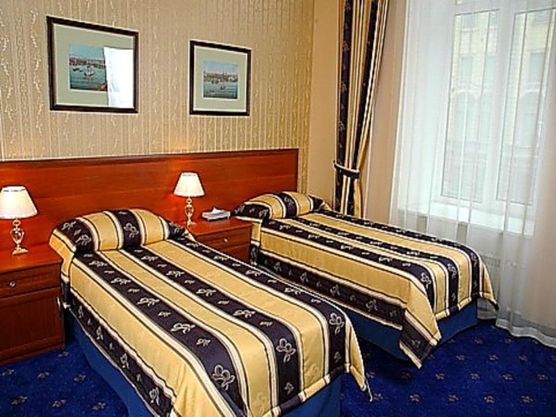 Belvedere Nevsky Business Hotel St. Petersburg Oda fotoğraf